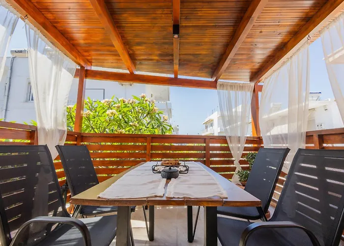 The Neo-classic Loft Будинок відпочинку Rhodes City