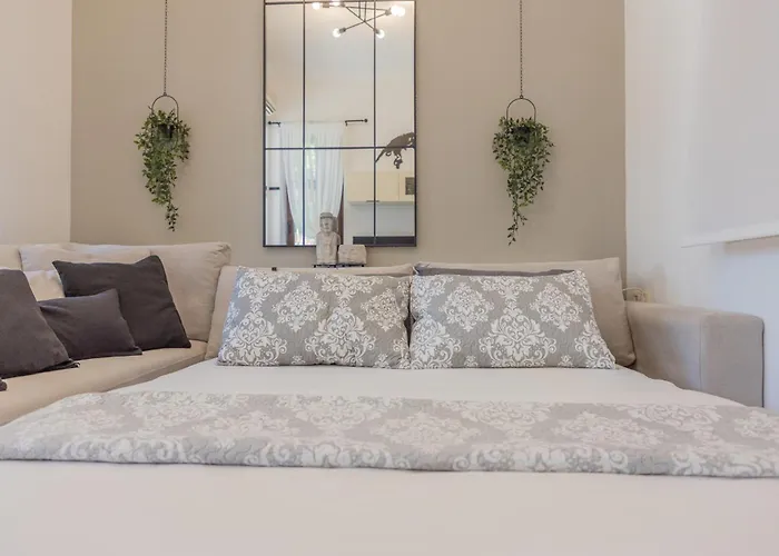 The Neo-classic Loft Будинок відпочинку *