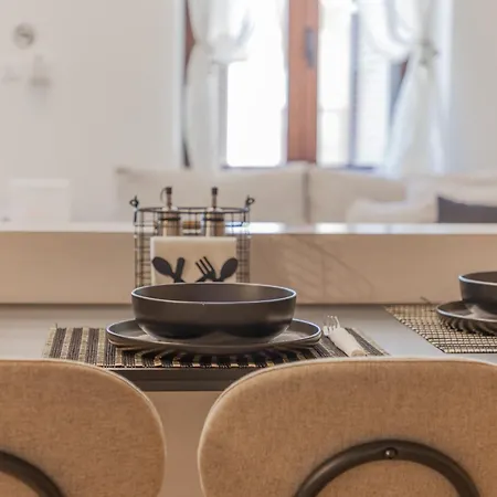 Casa vacanze The Neo-classic Loft *