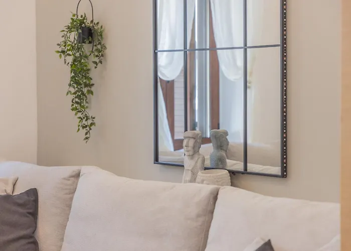 The Neo-classic Loft * Rhodes City