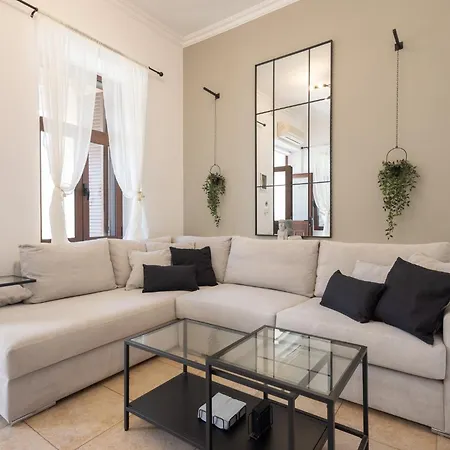 The Neo-classic Loft 別荘 Rhodes City