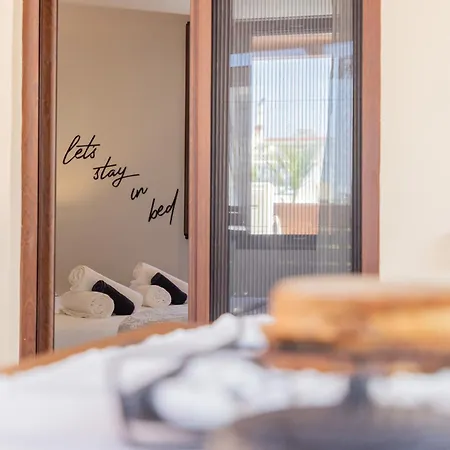 The Neo-classic Loft 別荘