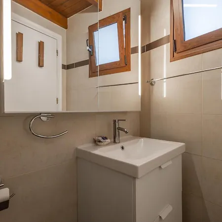 The Neo-classic Loft *