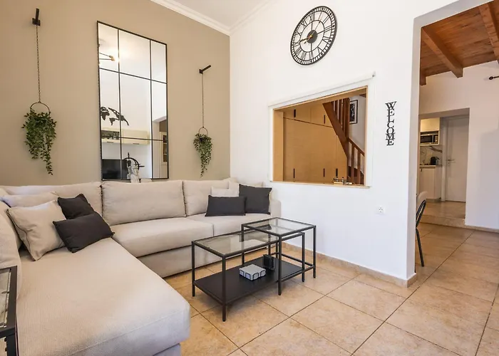 The Neo-classic Loft בית נופש עיר רודוס